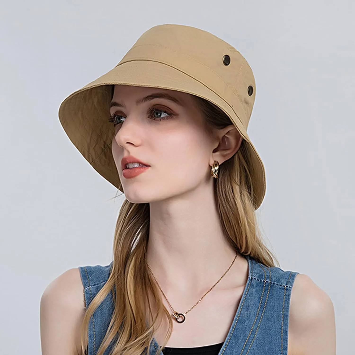 Women Sun Hat Wide Brim Sunscreen Bucket Hat Adjustable Sunshade Beach Hat Summer Fisherman Hats with Strings